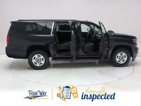Used 2017 Chevrolet Suburban 3500 LS w/ Driver Alert Package AWD/4WD image 3