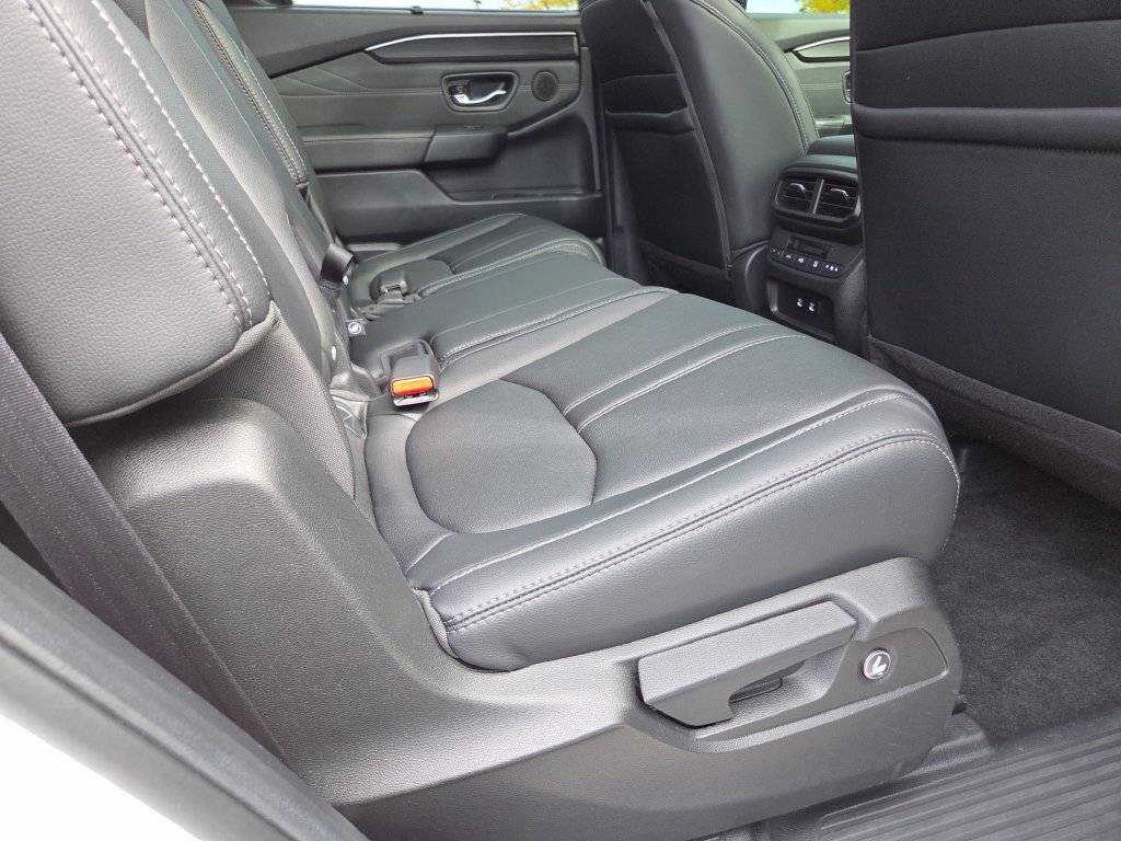 Certified 2026 Honda Pilot Touring image 31