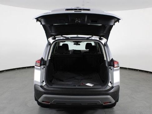 Certified 2023 Nissan Rogue SV AWD/4WD image 17