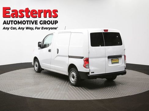 Used 2020 Nissan NV200 S image 62