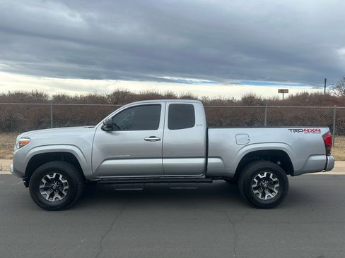 Used 2023 Toyota Tacoma SR image 2