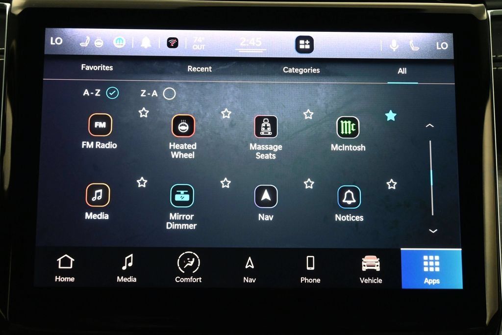 Used 2022 Jeep Grand Cherokee Overland w/ Luxury Tech Group IV RWD image 14