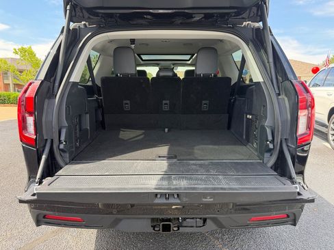 Used 2025 Ford Expedition Max Active AWD/4WD image 8