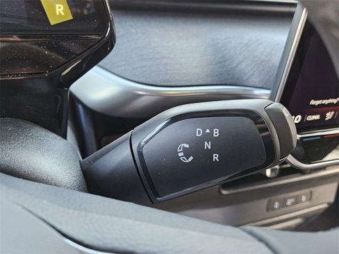 New 2025 Volkswagen ID. Buzz Pro S image 34