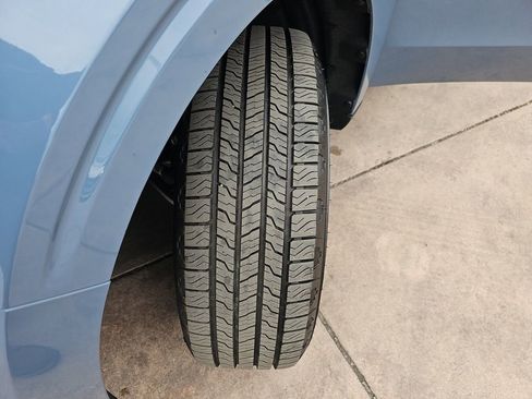 New 2025 Ford Maverick XLT w/ Equipment Group 301A image 34