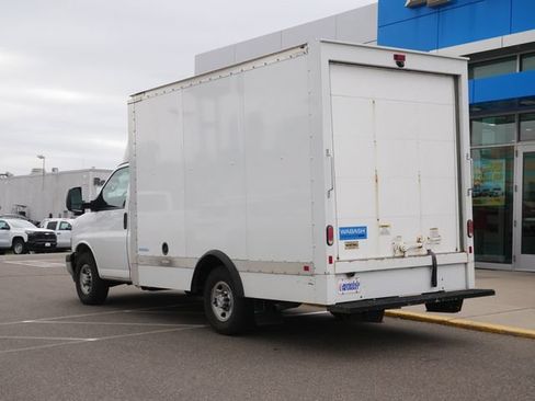 Used 2022 Chevrolet Express 3500 w/ Power Convenience Package RWD image 3