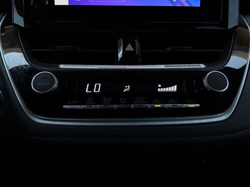 Used 2024 Toyota Corolla SE FWD image 25