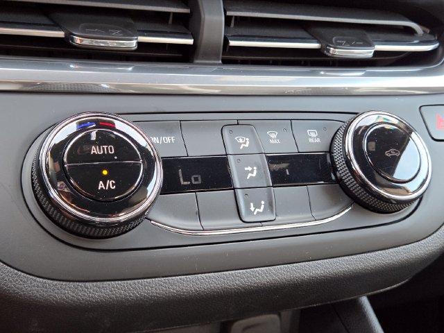 Used 2024 Buick Envista Sport Touring FWD image 27