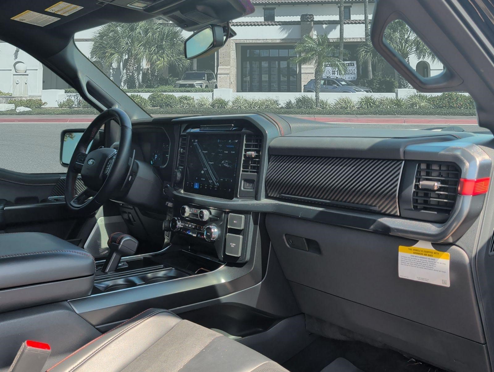 Used 2025 Ford F150 Raptor AWD/4WD image 29