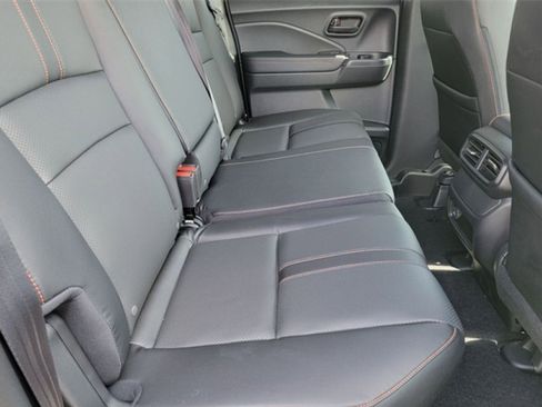 Used 2025 Honda Ridgeline TrailSport image 17