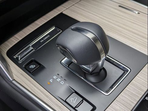 New 2025 MAZDA CX-70 Plug-In Hybrid w/ Premium Pkg image 20