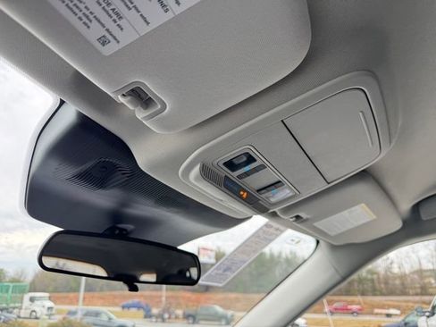 New 2026 Ford Explorer Active w/ Active Comfort Package image 25