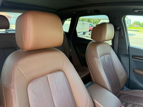 Used 2019 Audi Q5 2.0T Premium w/ Convenience Package AWD/4WD image 20