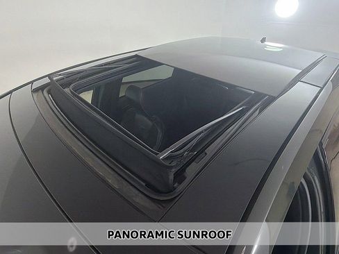 Used 2022 Ford Edge ST w/ Equipment Group 401A image 4