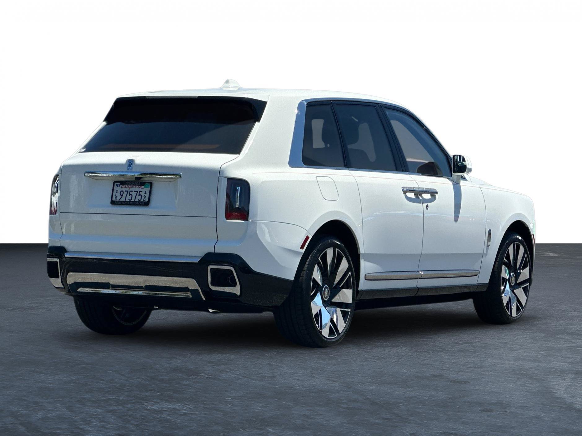 Used 2027 Rolls-Royce Cullinan AWD/4WD image 3