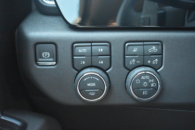 New 2026 Chevrolet Silverado 1500 LT Trail Boss w/ LT Trail Boss Premium Package AWD/4WD image 32