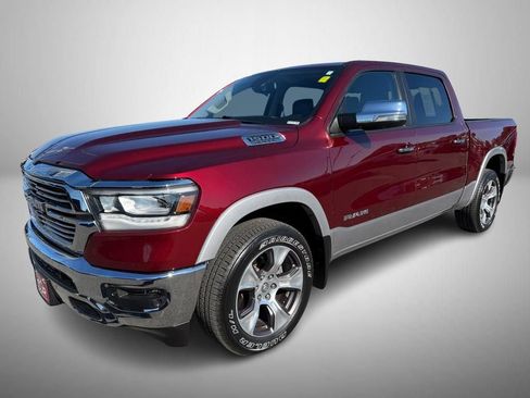 Used 2019 RAM 1500 Laramie AWD/4WD image 2