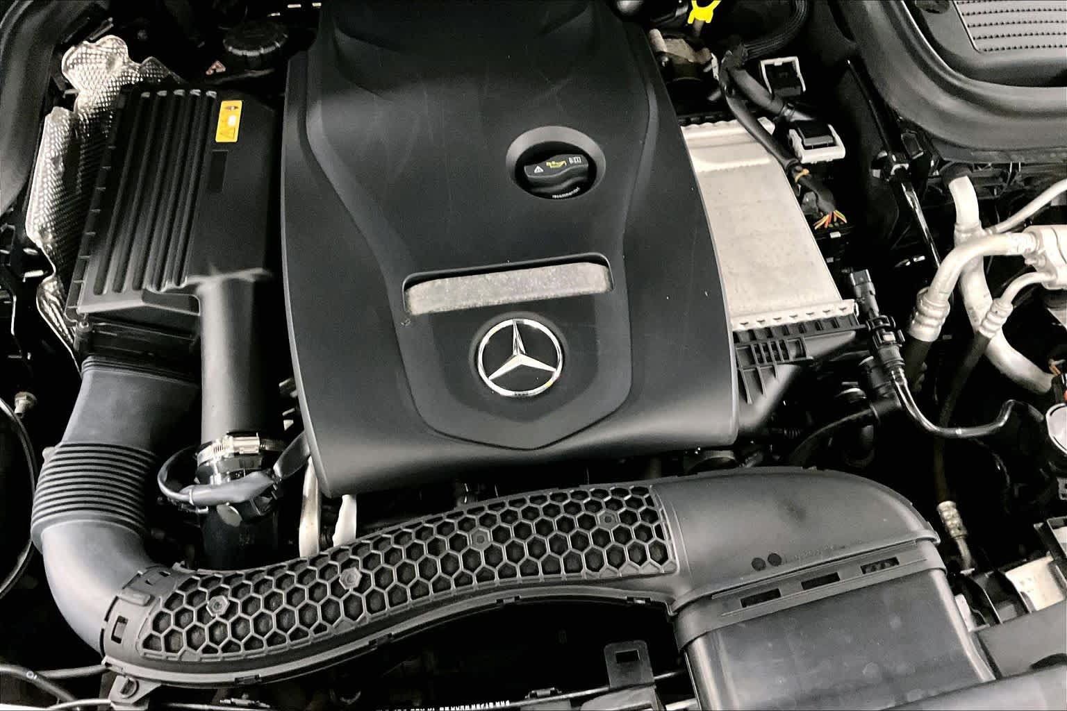 Used 2016 Mercedes-Benz GLC 300 4MATIC image 31