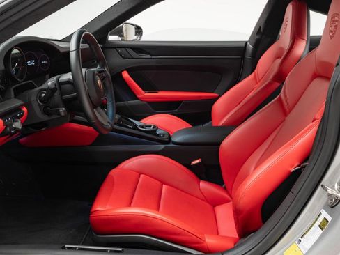 Used 2024 Porsche 911 GT3 RWD image 15