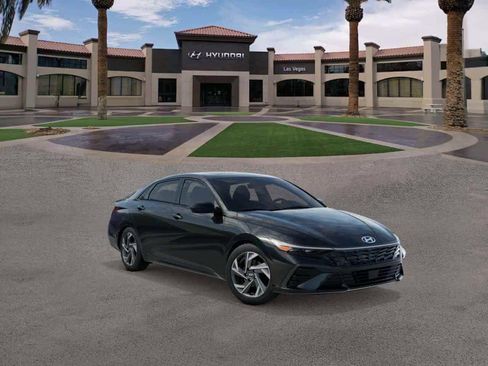 New 2026 Hyundai Elantra SEL Sport Premium FWD image 2