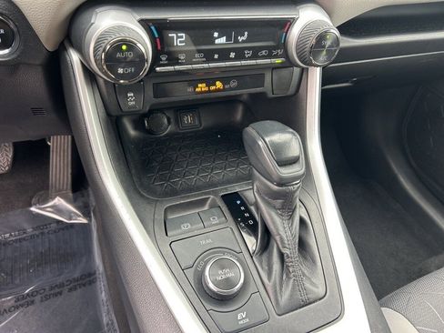 Used 2023 Toyota RAV4 XLE image 11