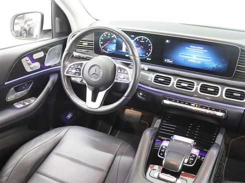 Used 2020 Mercedes-Benz GLS 450 4MATIC image 21