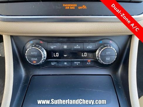 Used 2017 Mercedes-Benz GLA 250 GLA 250 image 33