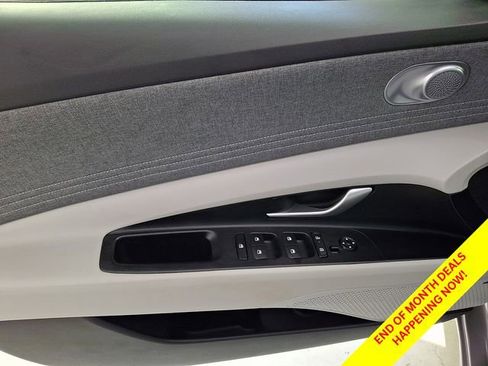 Certified 2024 Hyundai Elantra Limited FWD image 15