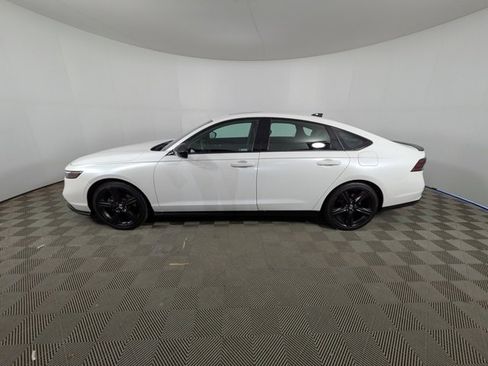 Used 2023 Honda Accord Sport image 24