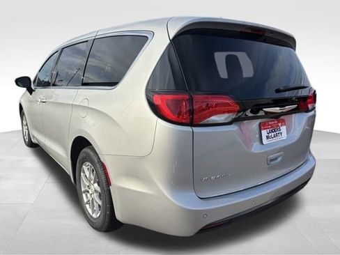 New 2026 Chrysler Voyager LX image 4