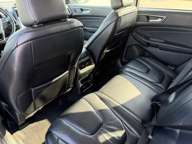 Certified 2022 Ford Edge Titanium AWD/4WD image 21