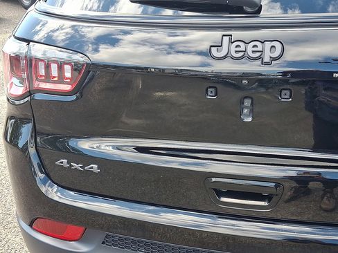 Certified 2022 Jeep Compass Trailhawk image 17