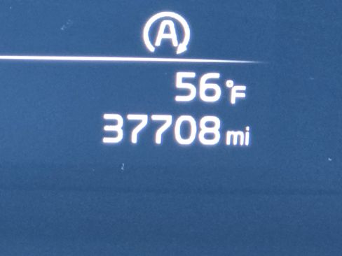 Used 2024 Kia Telluride LX image 17