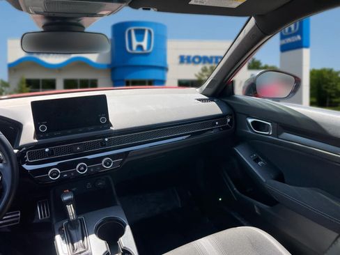 Used 2024 Honda Civic Sport image 37