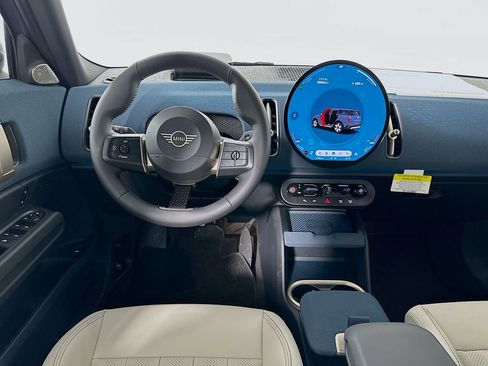 New 2025 MINI Cooper Countryman SE w/ Comfort Package Max image 19