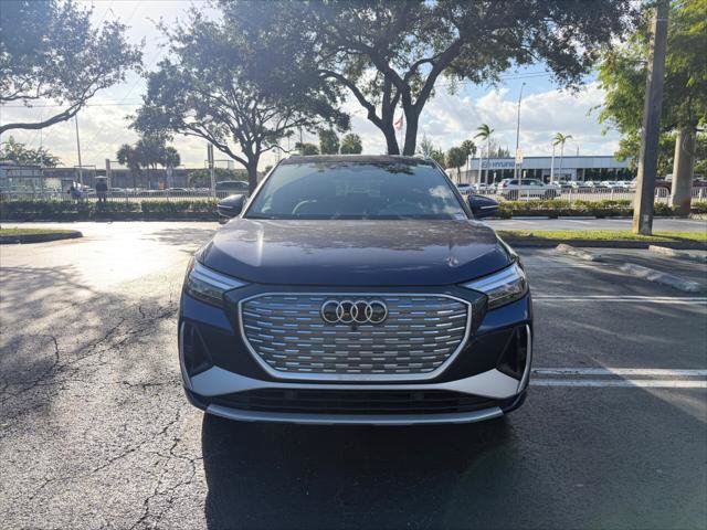 Used 2023 Audi Q4 e-tron Premium Plus w/ Premium Plus AWD/4WD image 7