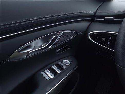 New 2024 Genesis GV70 3.5T Sport w/ Sport Advanced Package image 7