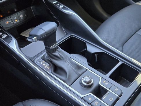 New 2026 Kia Sorento S w/ S Panoramic Sunroof Package FWD image 17