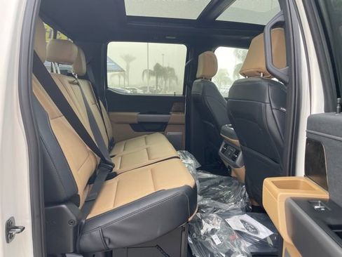 New 2026 Ford F350 Lariat w/ Lariat Ultimate Package image 27