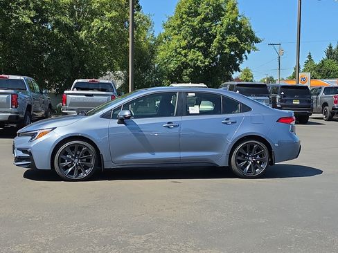 New 2026 Toyota Corolla SE FWD image 6