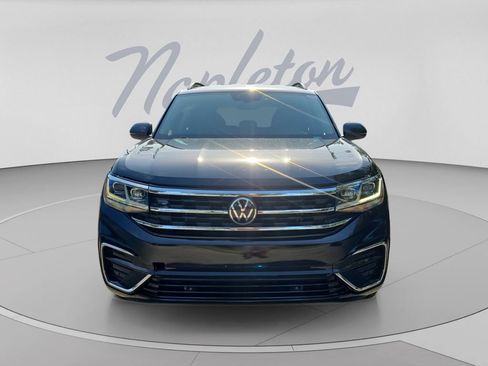Used 2021 Volkswagen Atlas SE w/ Towing Package AWD/4WD image 2