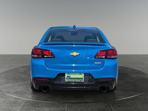 Used 2015 Chevrolet SS RWD image 8