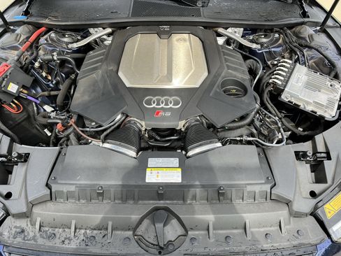 Used 2021 Audi RS 7 Sportback image 36