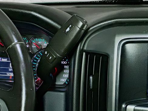 Used 2015 Chevrolet Silverado 1500 LT w/ LT Convenience Package AWD/4WD image 14