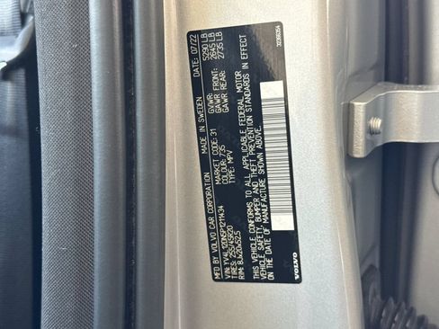 Certified 2023 Volvo XC60 B5 Plus w/ Protection Package Premier FWD image 29