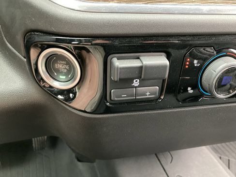 Certified 2025 Chevrolet Silverado 2500 LT image 28