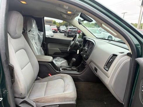 Used 2015 GMC Canyon W/T RWD image 25