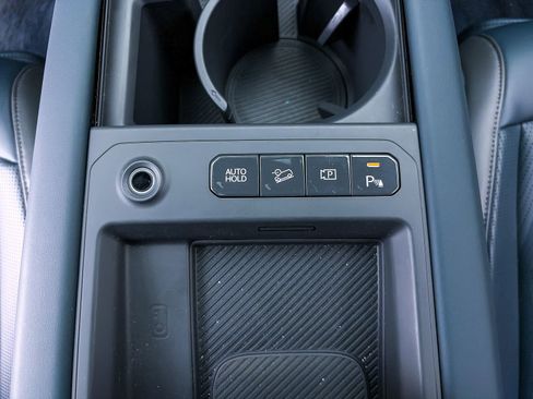 Used 2024 Kia EV9 GT-Line AWD/4WD image 30