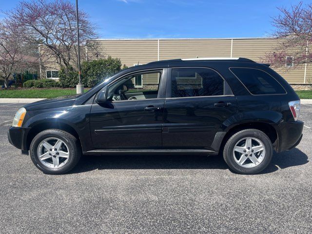 Used 2005 Chevrolet Equinox LT w/ Preferred Equipment Group FWD image 4