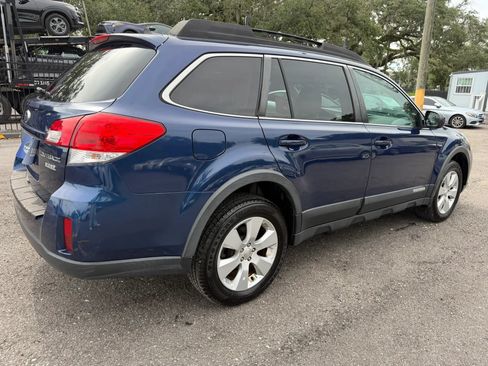 Used 2011 Subaru Outback 2.5i Limited AWD/4WD image 6